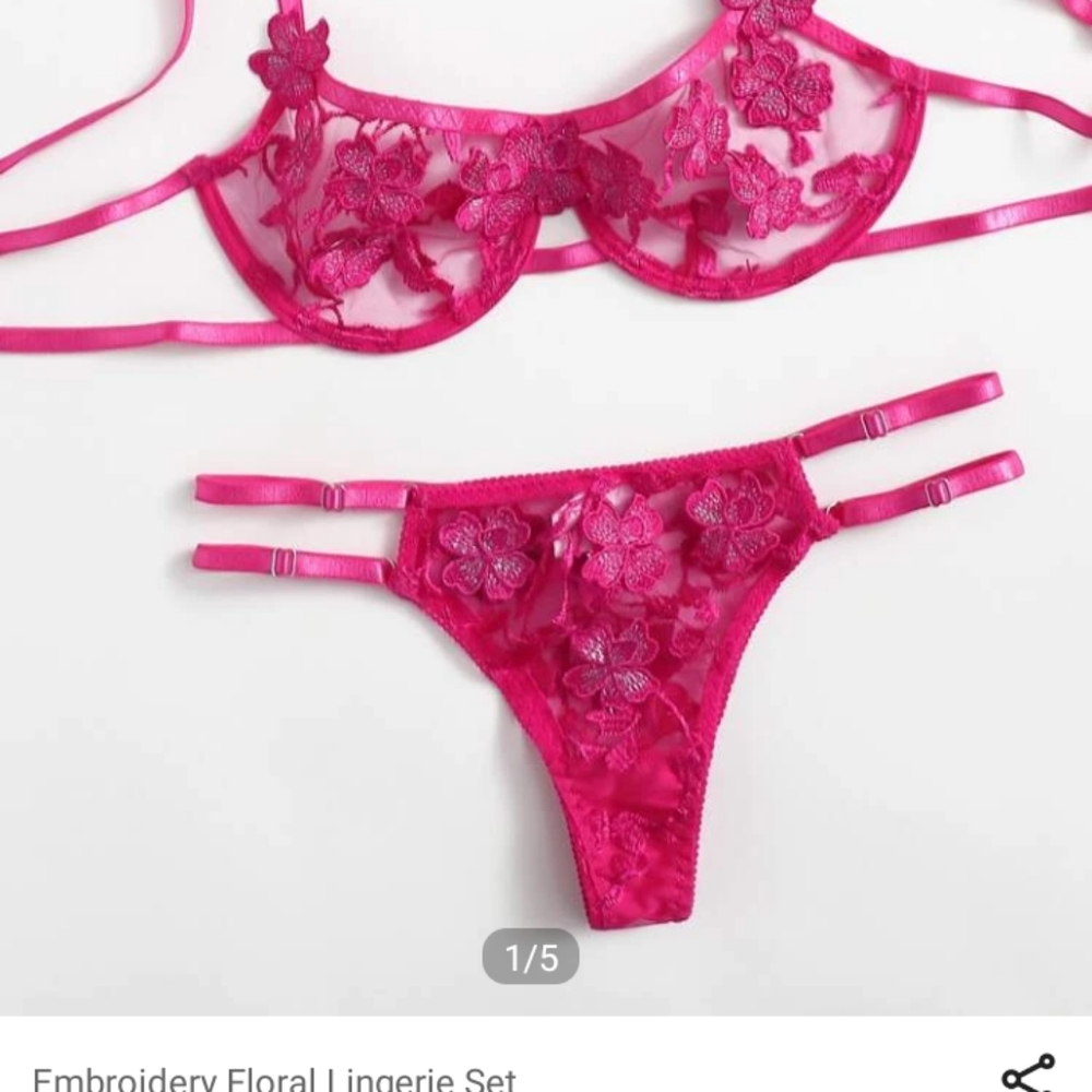 Embroidery floral lingerie set